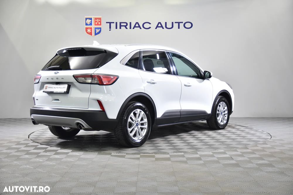 Ford Kuga - 6