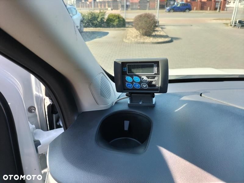 Renault Trafic - 10