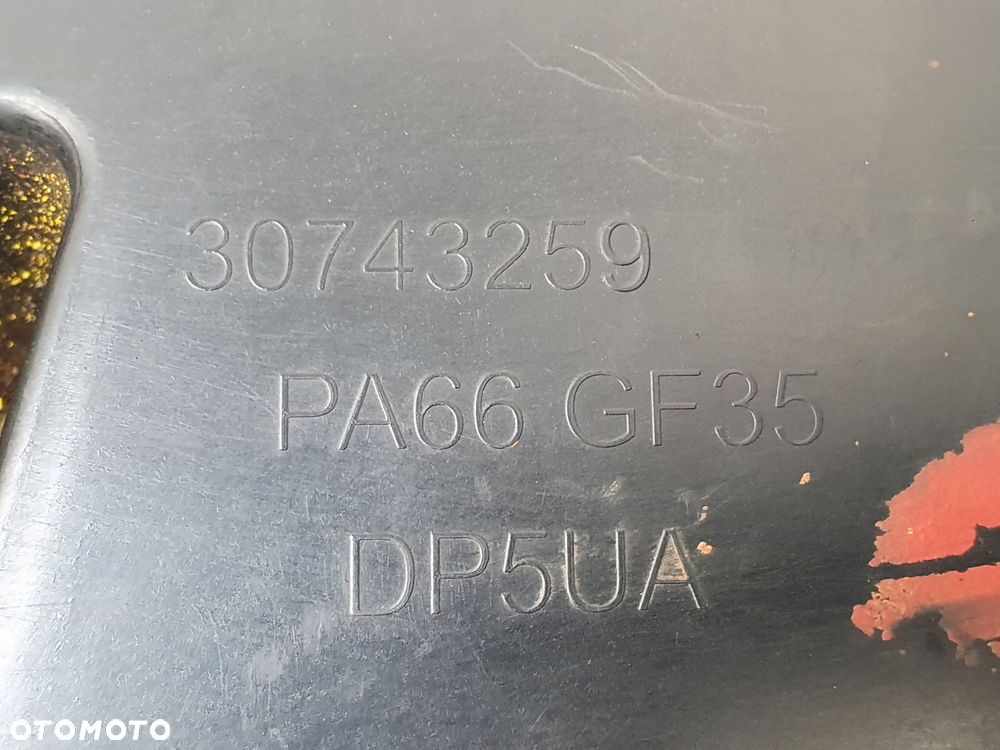 POKRYWA ZAWORÓW Volvo S40 II V50 2.4 D5 kolektor ssący 30743259 30743258 - 2