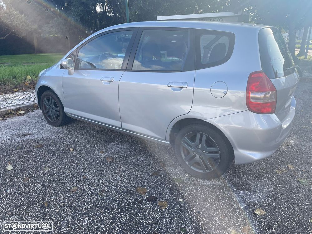 Honda Jazz 1.2 Live - 16