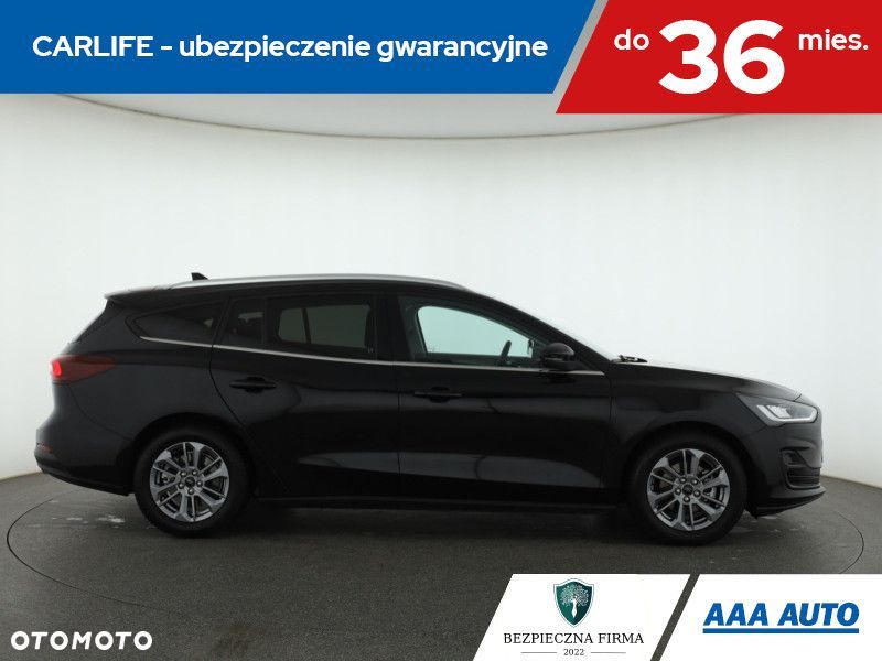 Ford Focus SW - 8