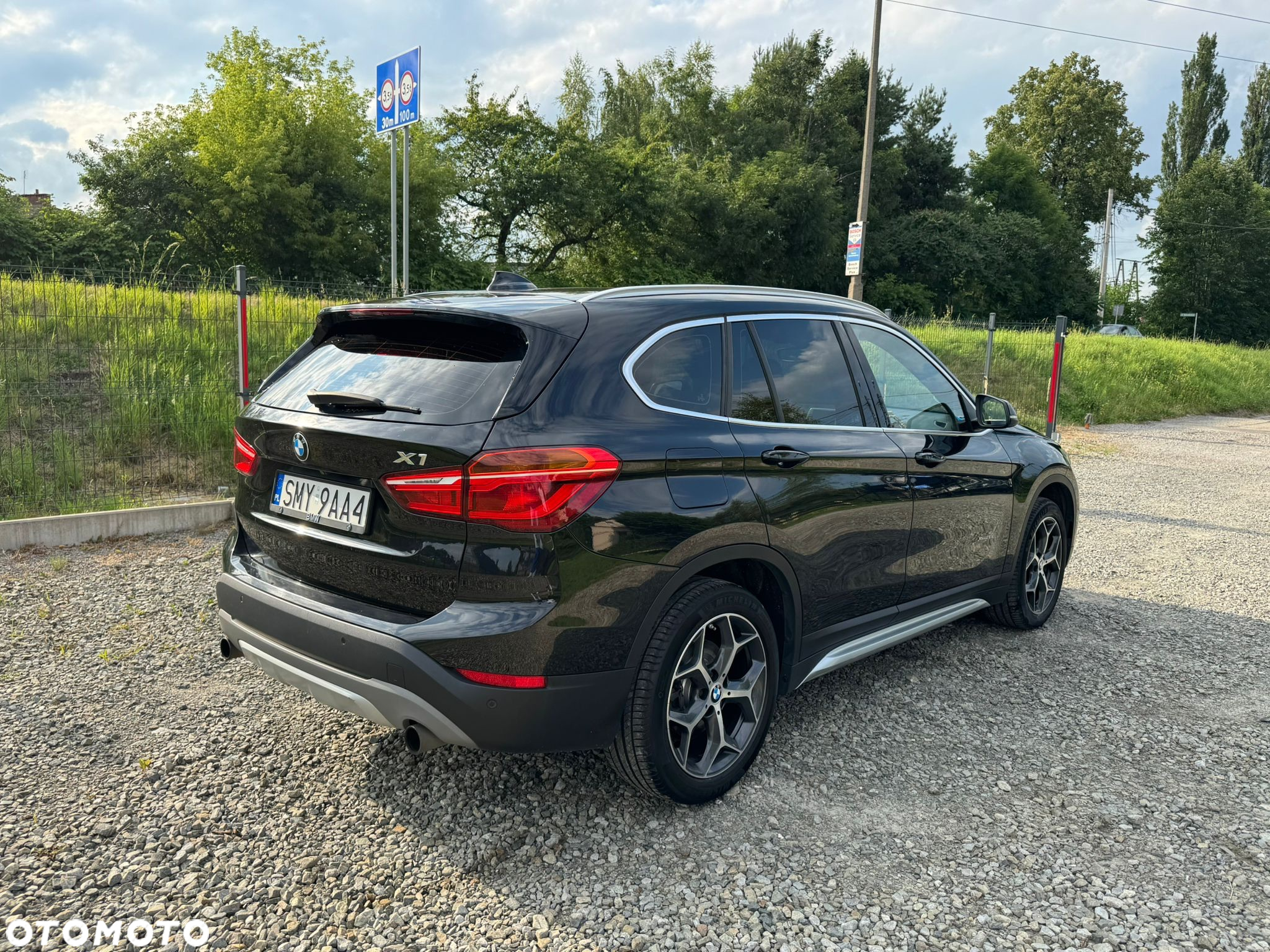 BMW X1 xDrive20i Advantage sport - 9
