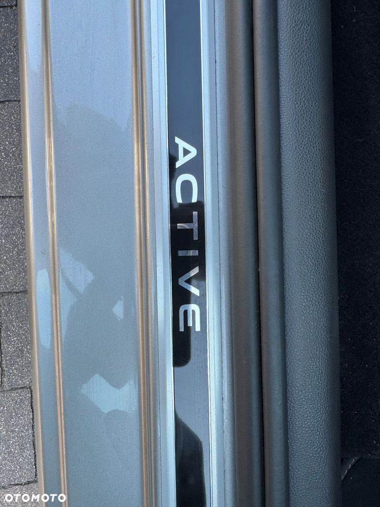 Volkswagen up! Active - 17