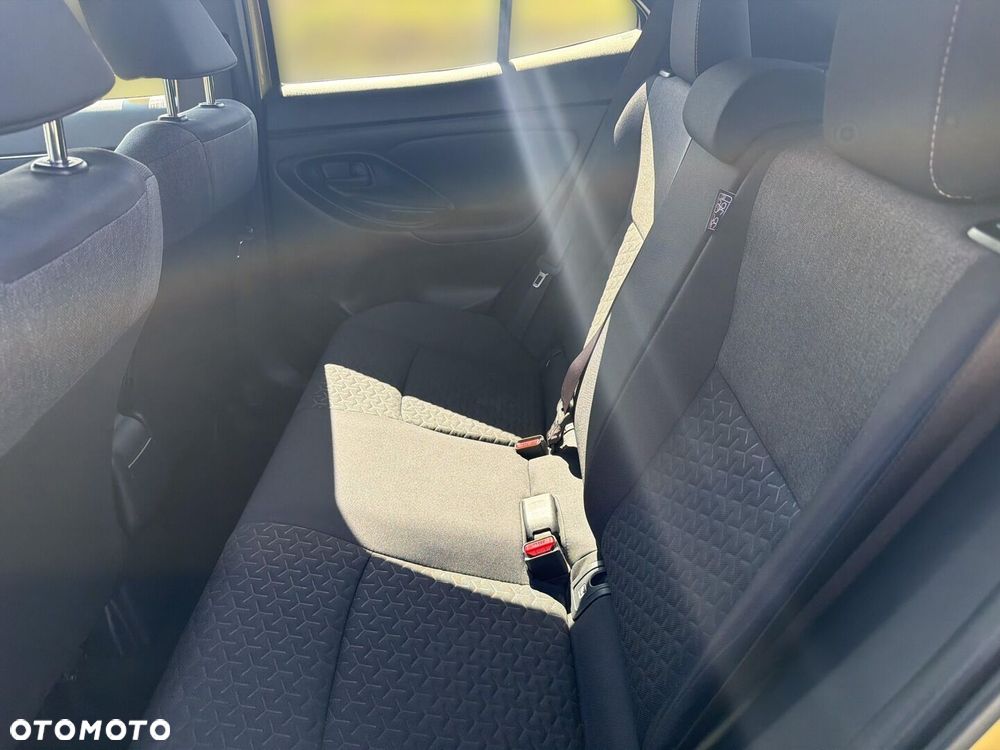 Toyota Yaris Cross Hybrid 1.5 Comfort - 12