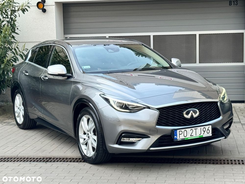 Infiniti Q30 1.5d Premium - 17