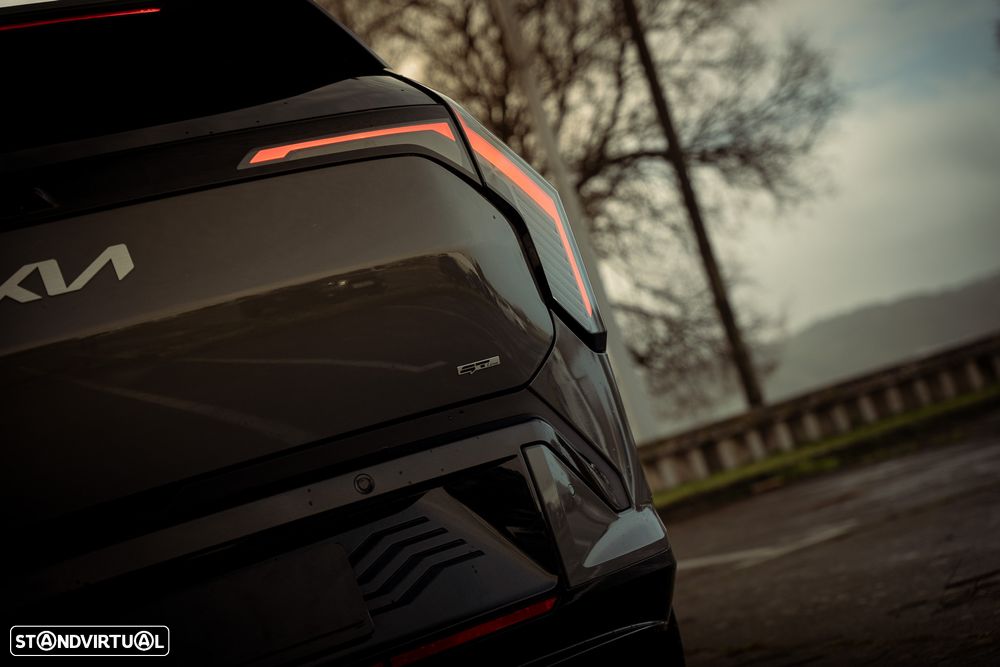 Kia EV3 81.4 kWh GT-Line+SRF - 6