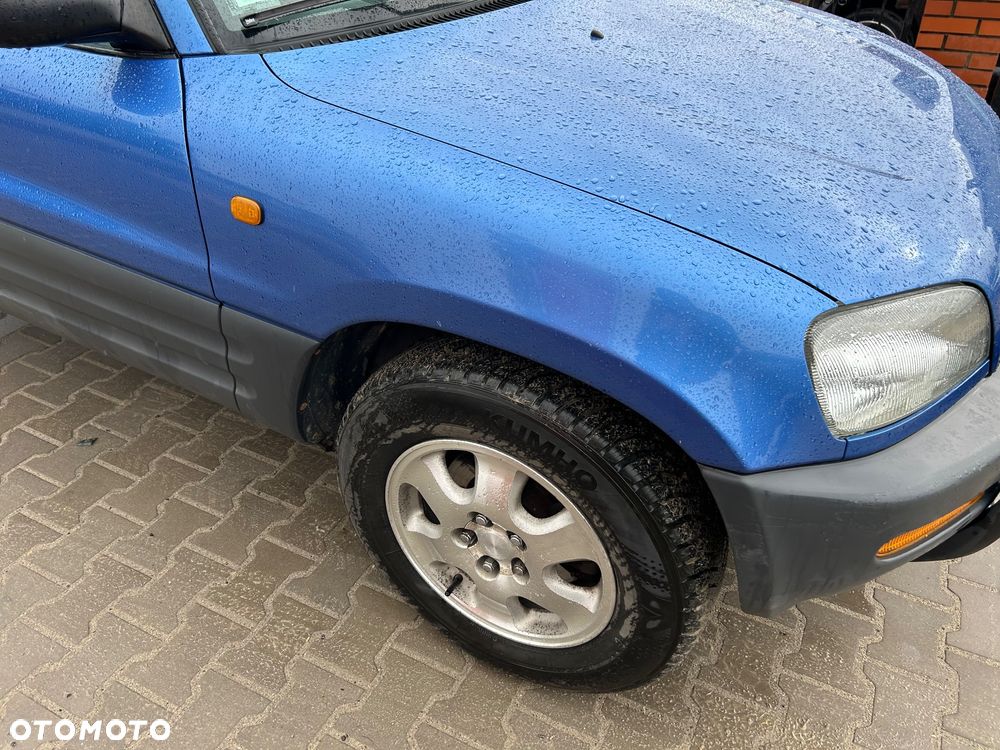 Toyota RAV4 - 9