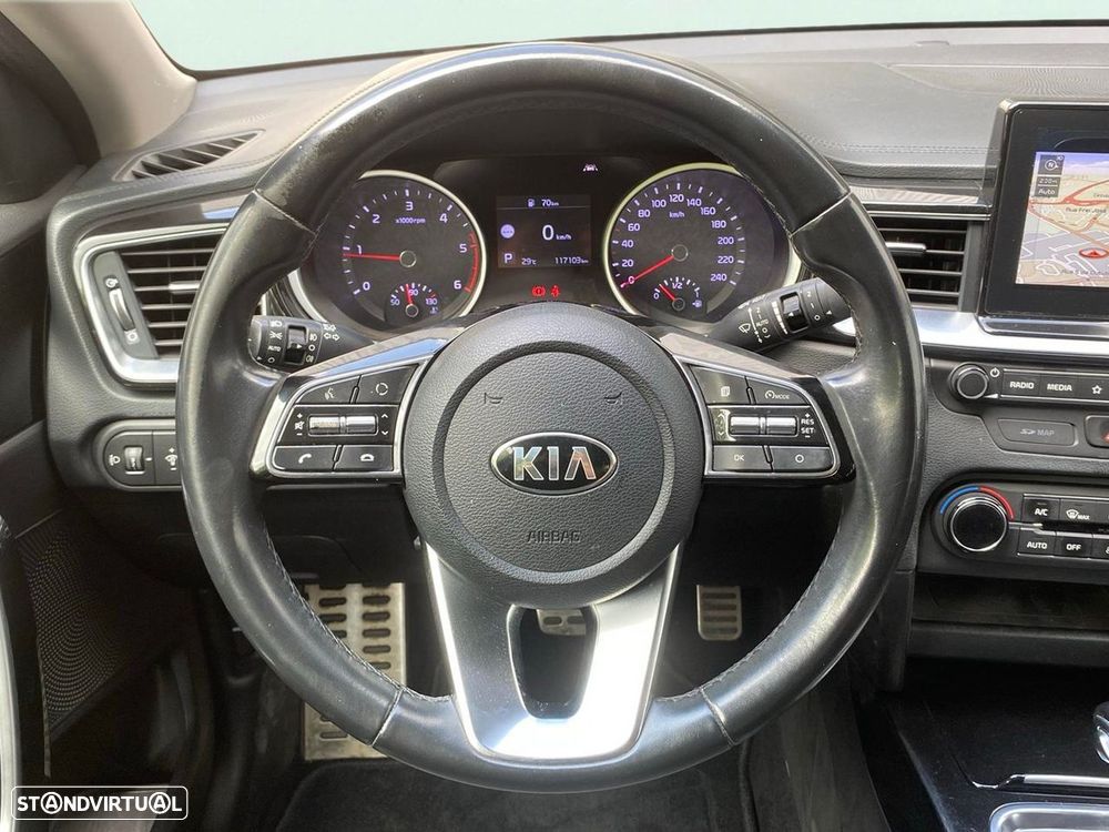 Kia Ceed SW 1.6 CRDi TX 7DCT - 10