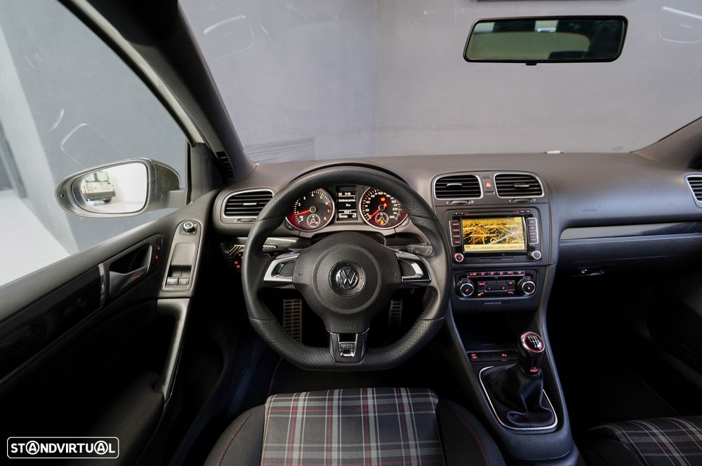 VW Golf 2.0 TSi GTI - 2