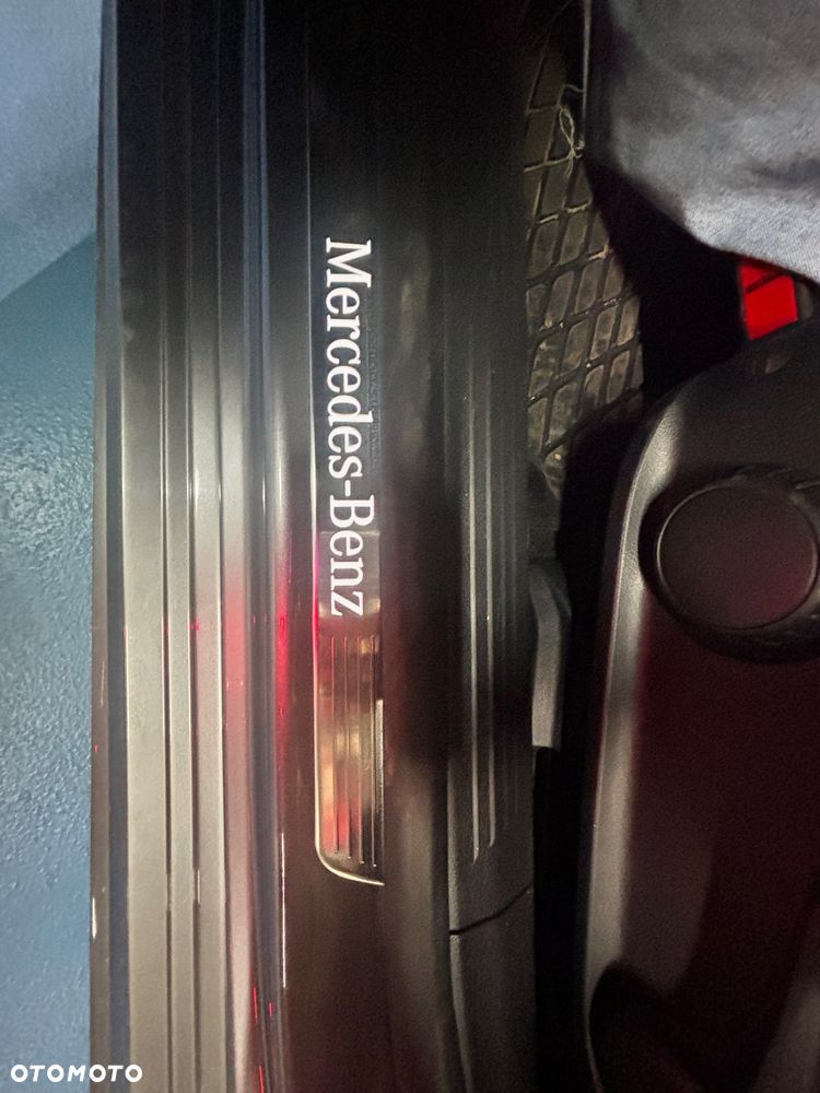 Mercedes-Benz CLA 200 7G-DCT - 18