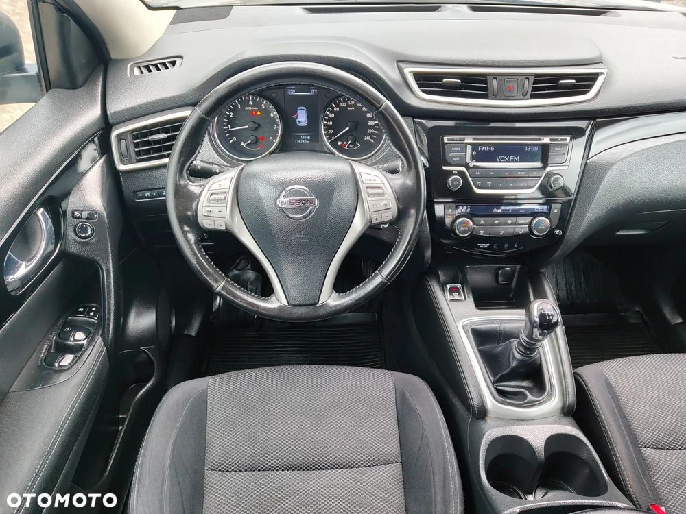 Nissan Qashqai 1.2 DIG-T Acenta EU6 - 35