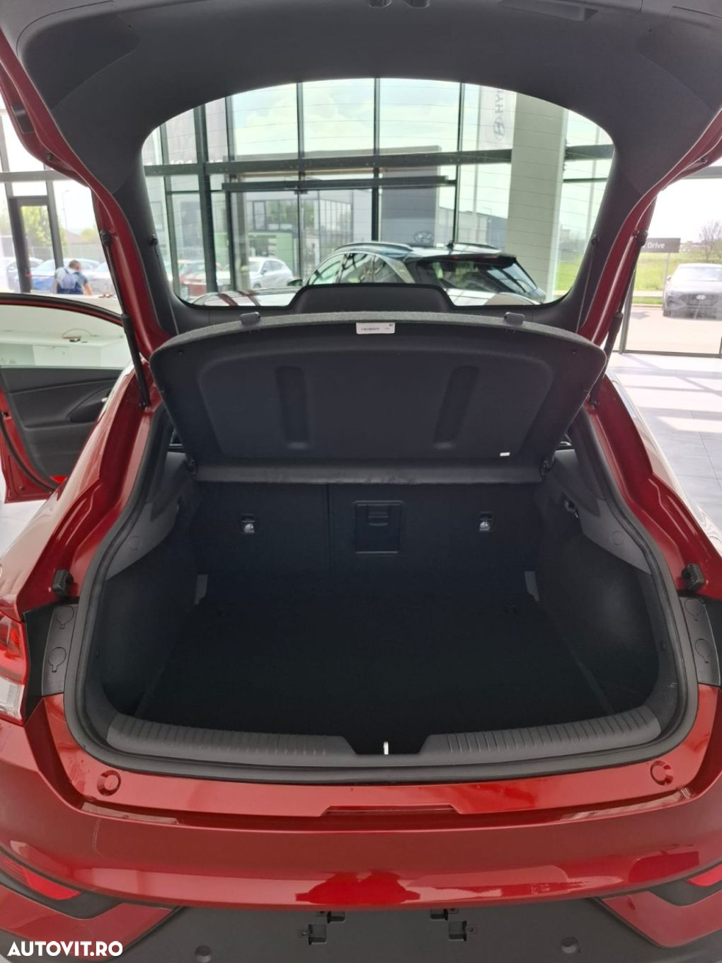 Hyundai i30 Fastback 1.5 T-GDI 140CP 7DCT MHEV Highway - 14