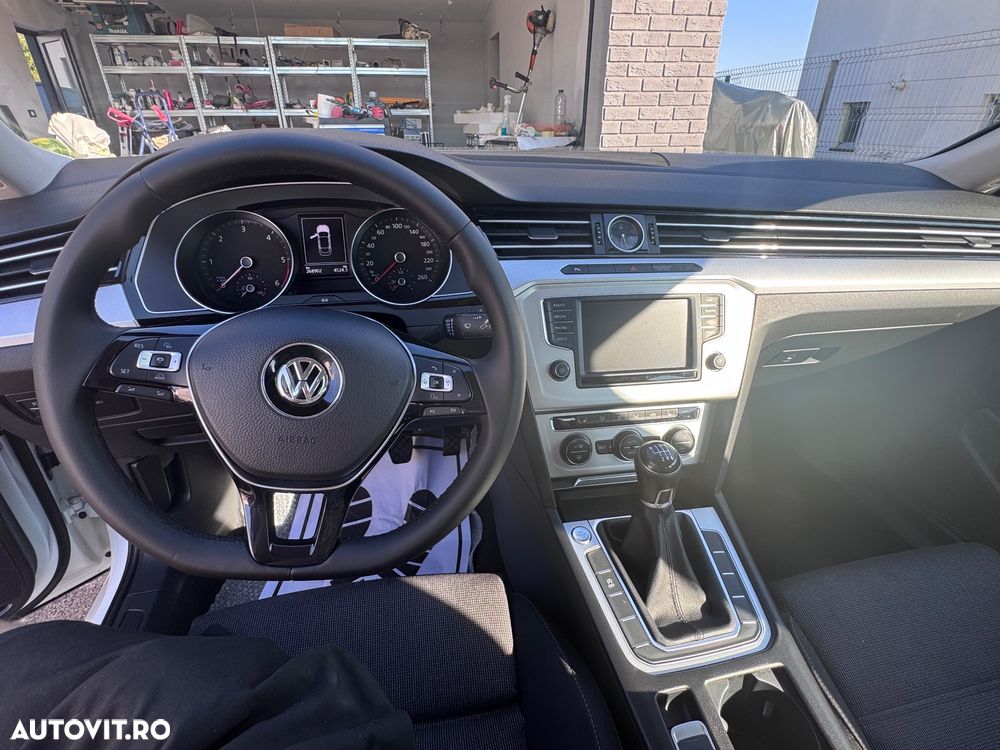 Volkswagen Passat 2.0 TDI Highline - 4