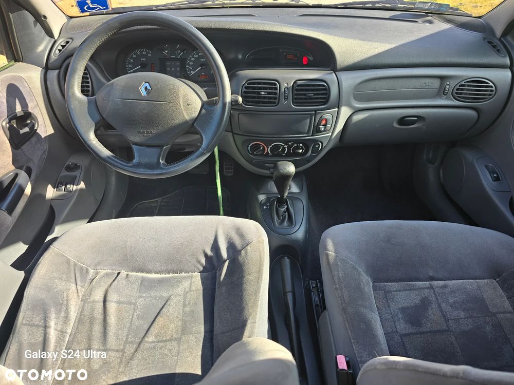 Renault Megane - 8