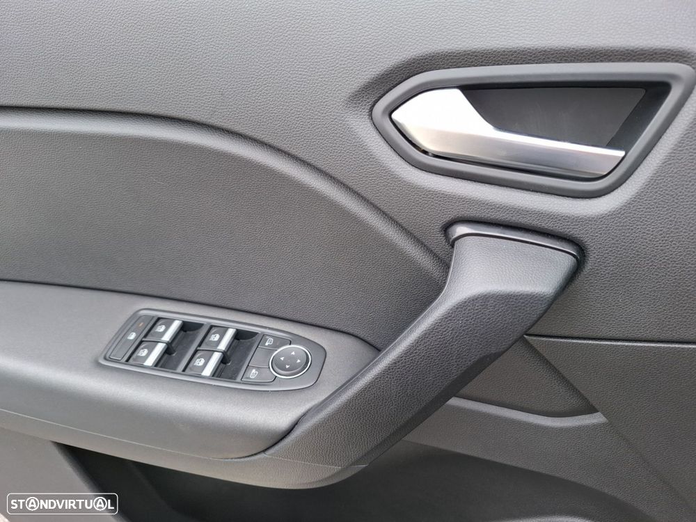 Renault Captur - 21