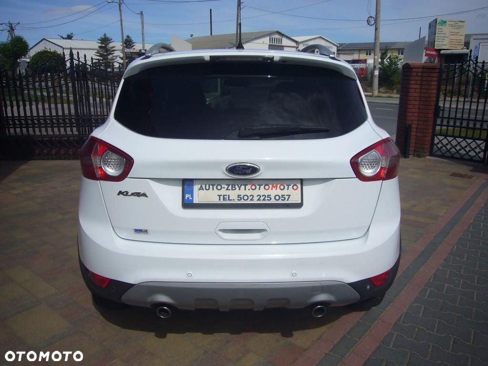 Ford Kuga 2.0 TDCi 2x4 Titanium - 8