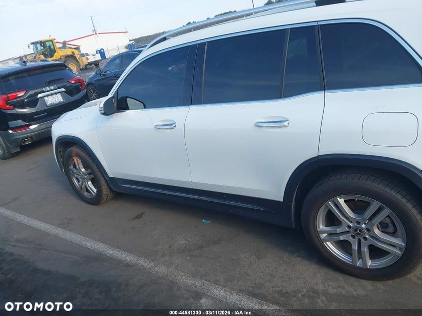 Mercedes-Benz GLB 250 8G-DCT Progressive - 10