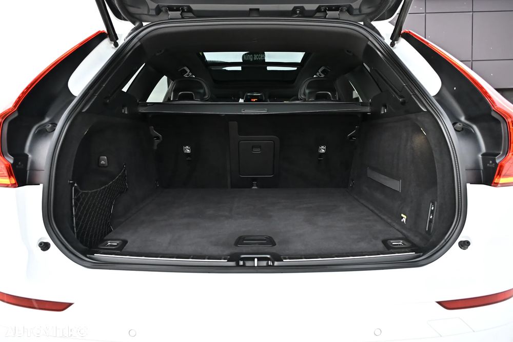 Volvo XC 60 D4 AWD Geartronic RDesign - 39