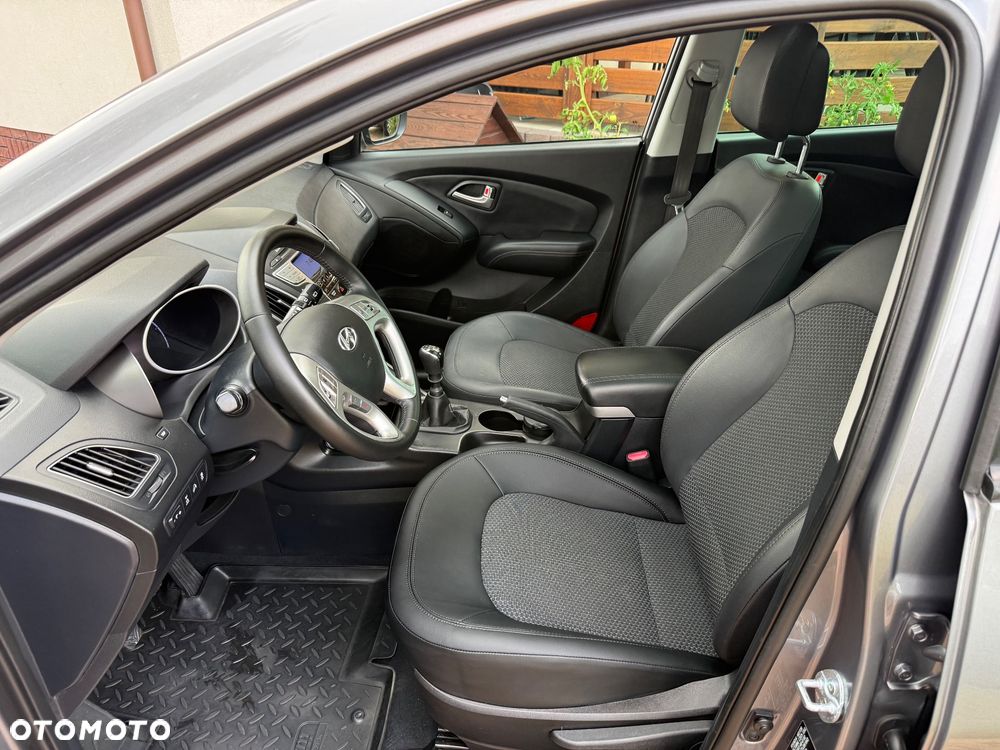 Hyundai ix35 2.0 CRDi 4WD Premium - 8