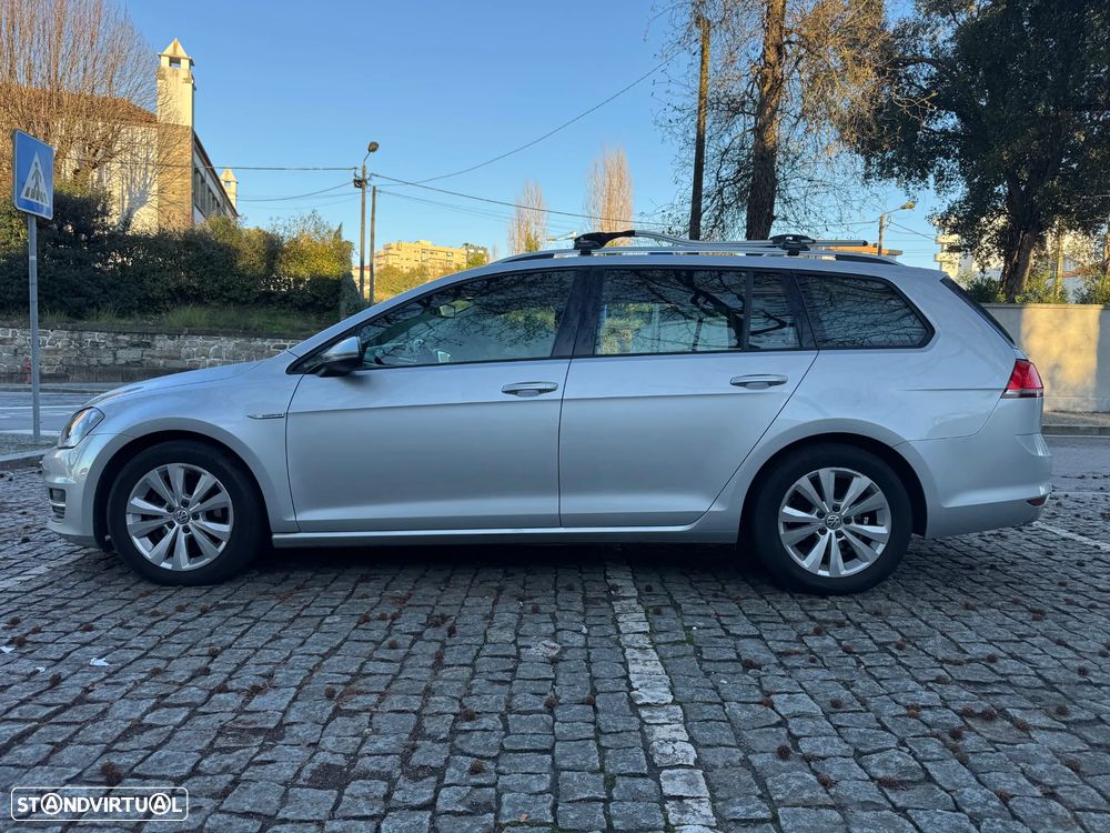 VW Golf Variant 1.6 TDi BlueMotion Confortline - 2