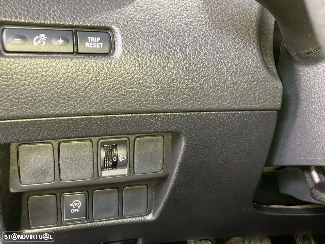 Nissan Qashqai 1.5 dCi N-Connecta - 13