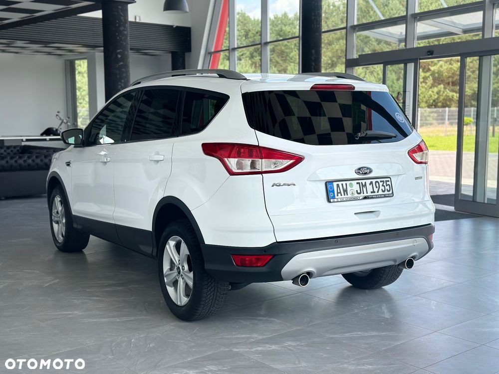 Ford Kuga - 8
