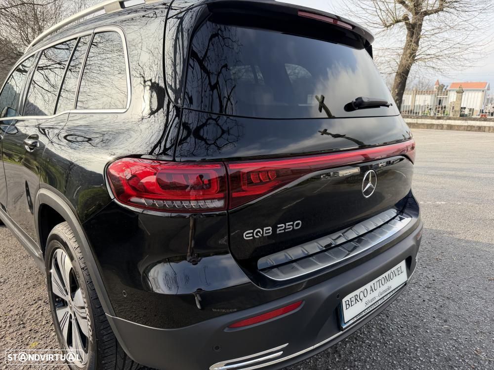 Mercedes-Benz EQB 250 Progressive - 13