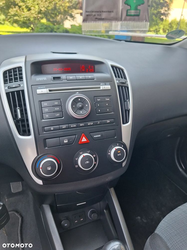 Kia Ceed 1.4 CVVT Spirit - 26