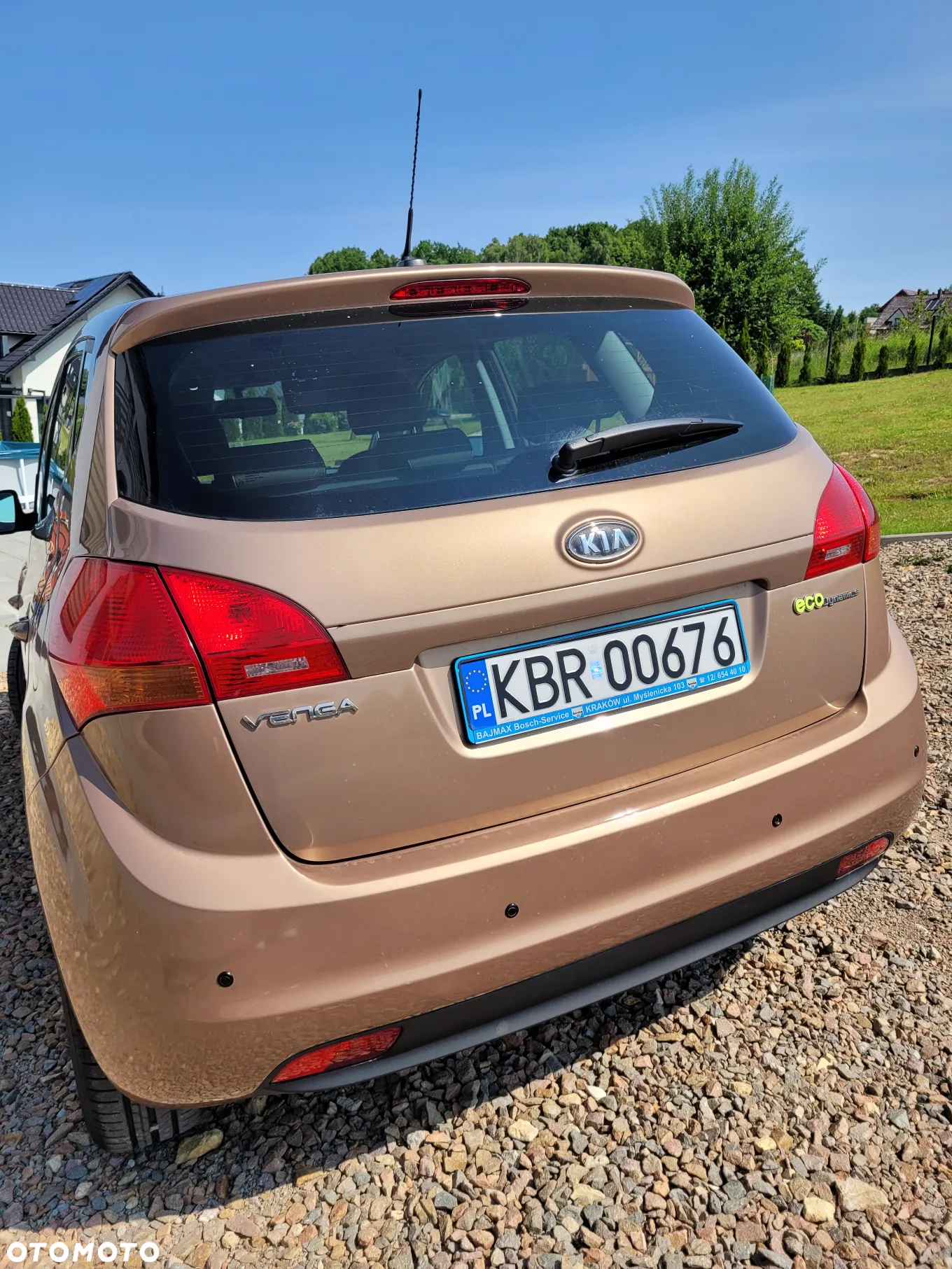 Kia Venga - 4