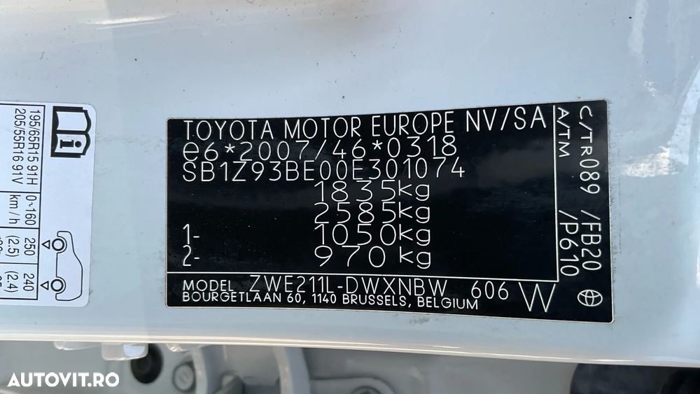 Toyota Corolla 1.8 HSD TS Dynamic - 28
