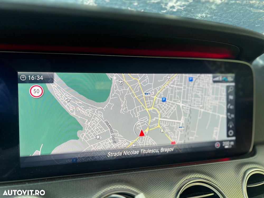 Mercedes-Benz E 220 d Aut. - 12