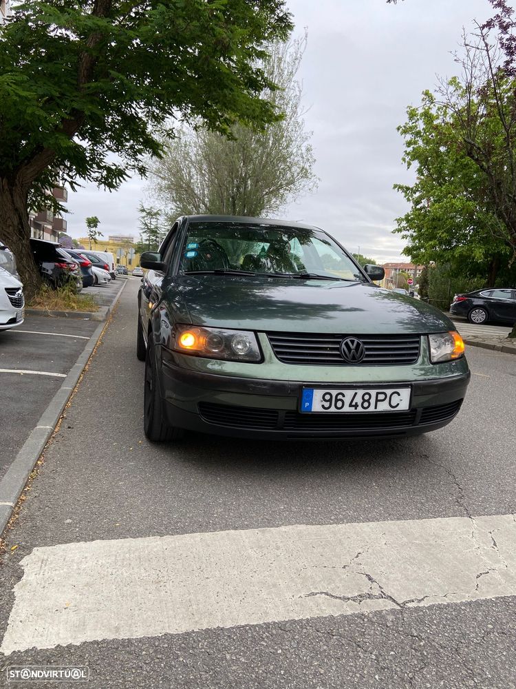 VW Passat 1.9 GL TDI - 1