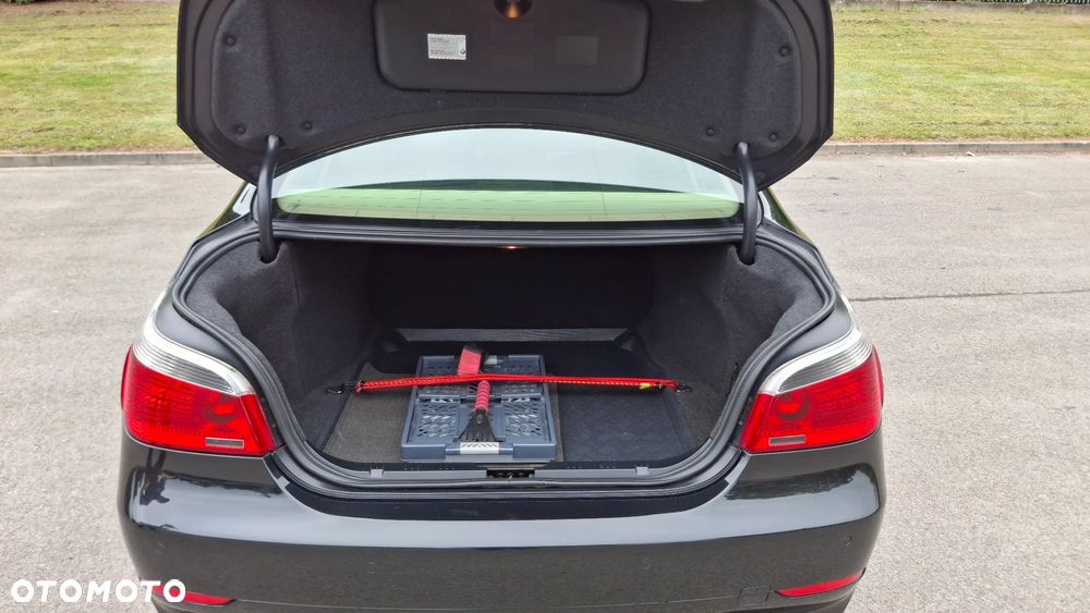 BMW Seria 5 530i - 26