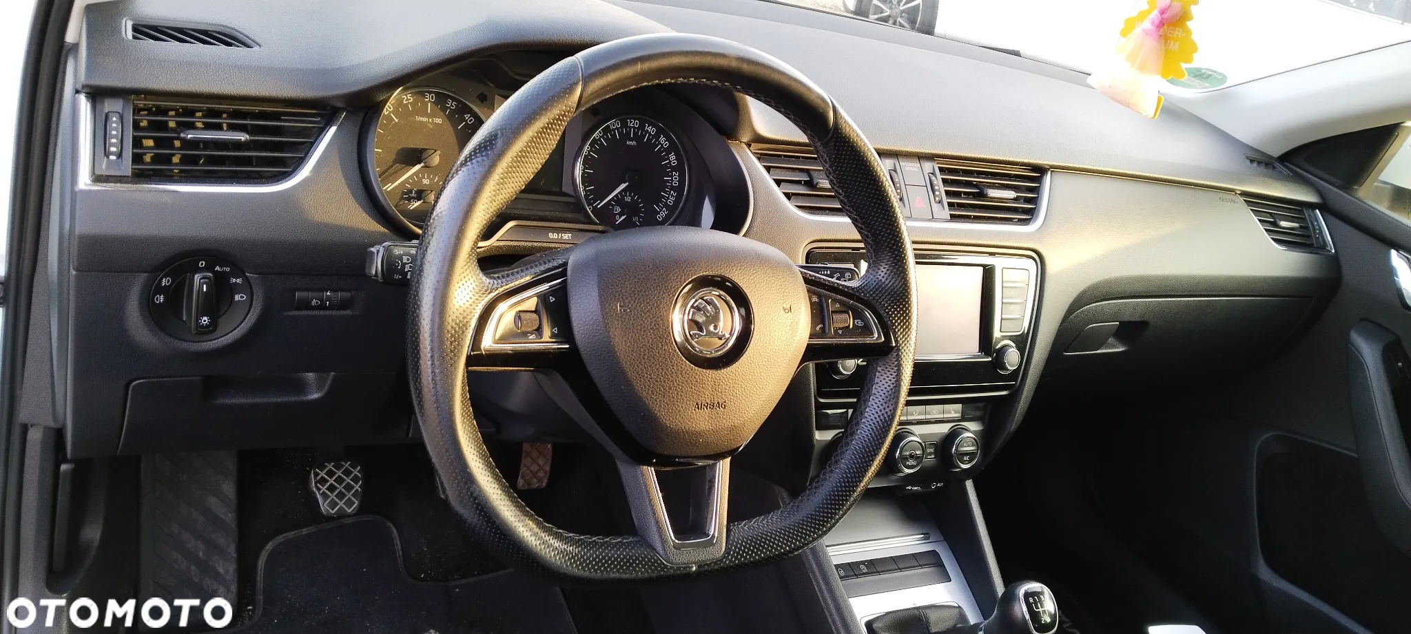 Volkswagen Passat Variant 2.0 TDI (BlueMotion Technology) Comfortline - 26