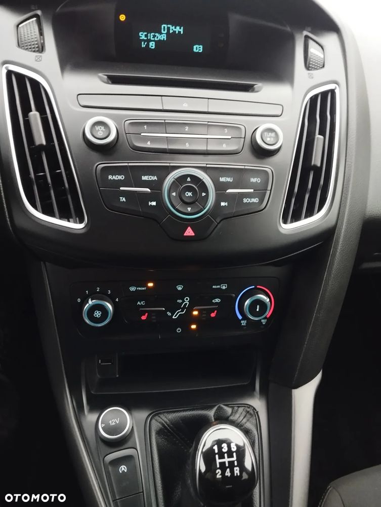 Ford Focus 1.0 EcoBoost Trend ASS - 14