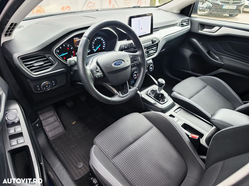 Ford Focus 1.0 EcoBoost Trend - 11