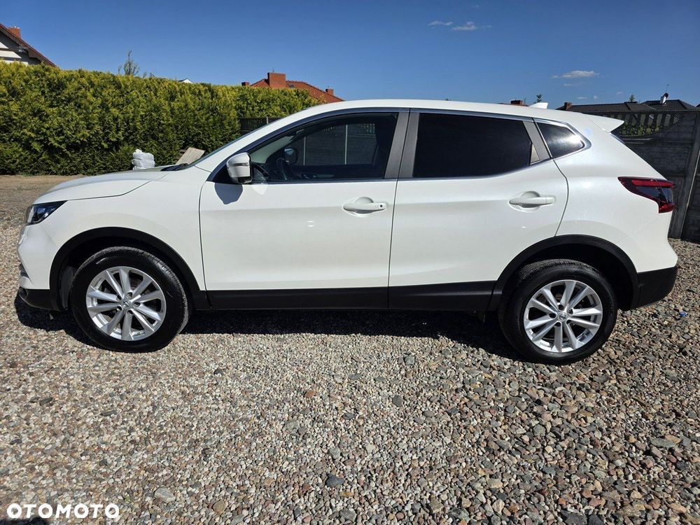 Nissan Qashqai 1.6 DCi ALL-MODE 4x4i N-Connecta - 23