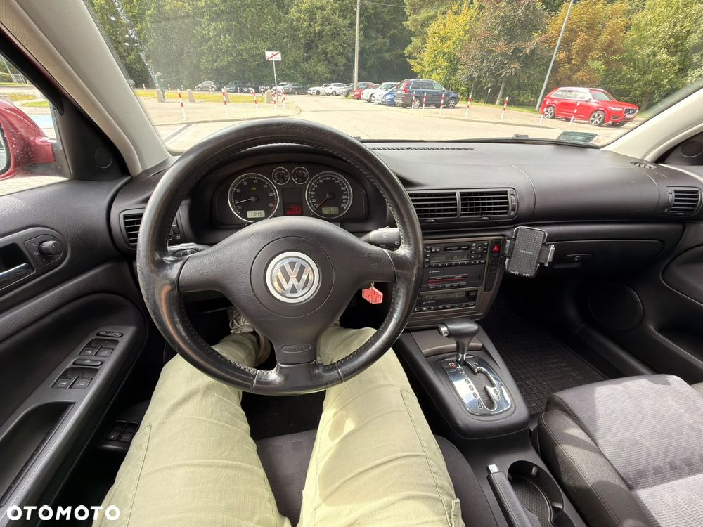 Volkswagen Passat - 30
