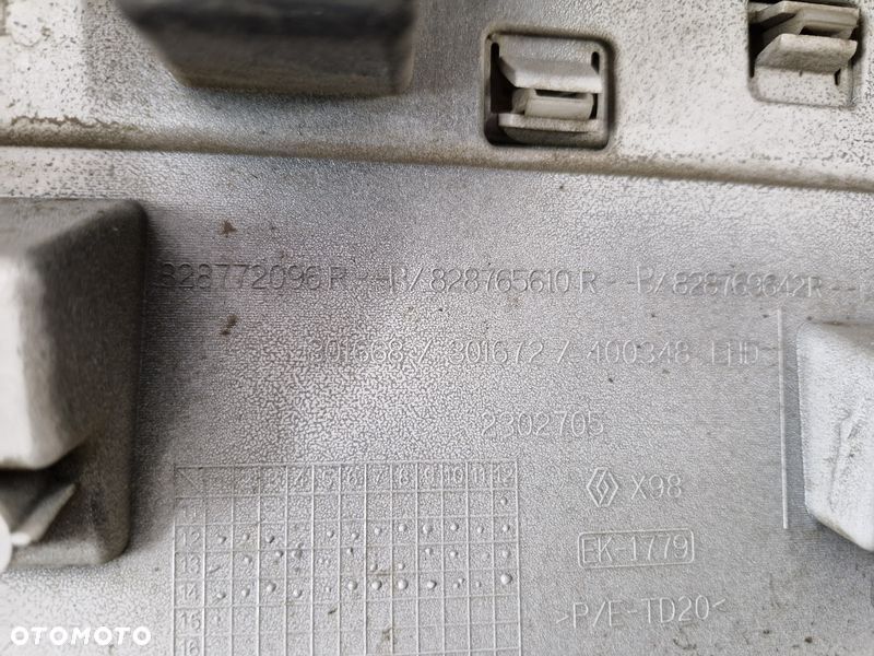 renault clio iv listwa nakładka drzwi lewy tyl tylna 88772096r - 8