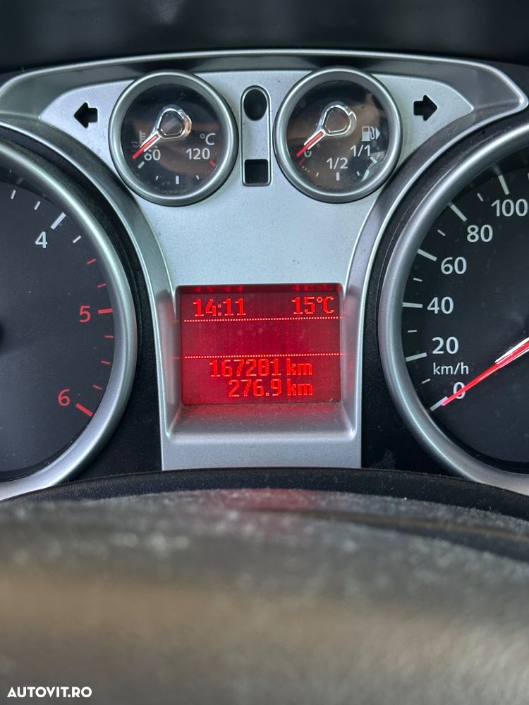 Ford Focus 1.8 TDCI Ghia - 9