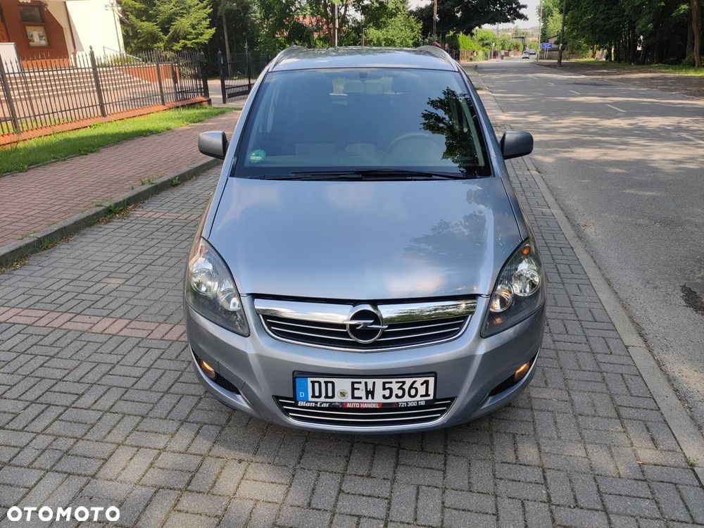Opel Zafira 1.8 Design Edition - 2