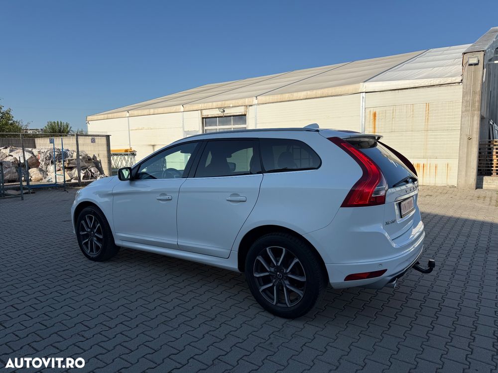 Volvo XC 60 D5AWD R-Design - 25