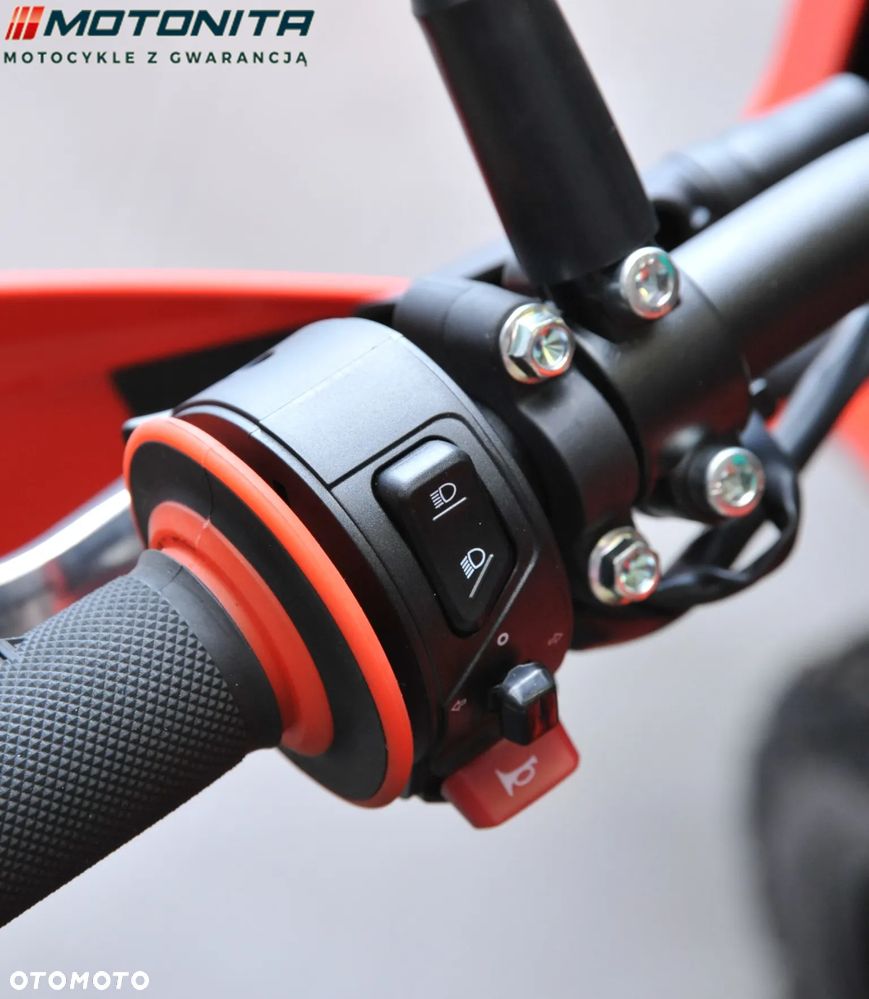 QJMOTOR COV 125X - 17