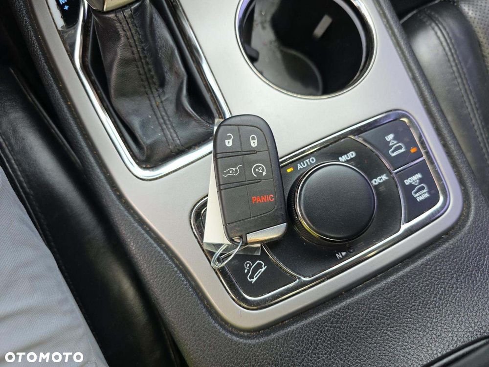 Jeep Grand Cherokee 3.6 V6 Overland - 11