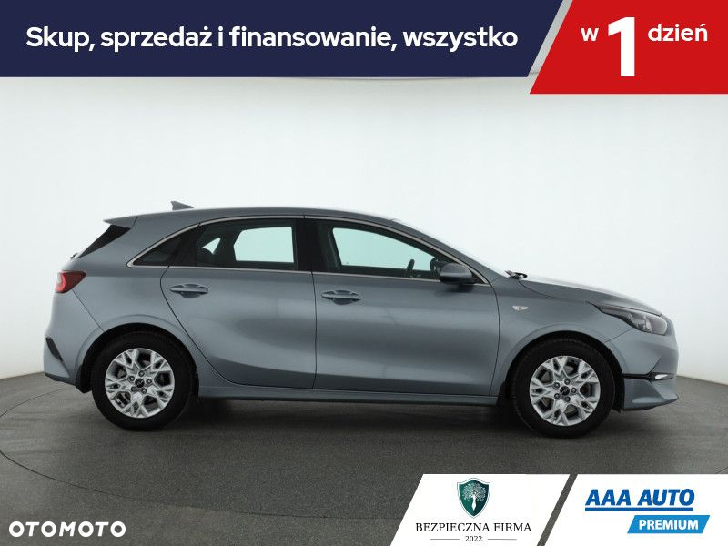 Kia Ceed - 7