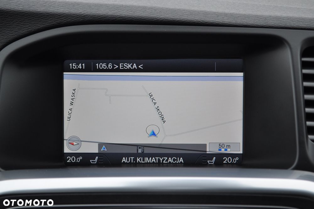 Volvo V60 D4 Geartronic Momentum - 28