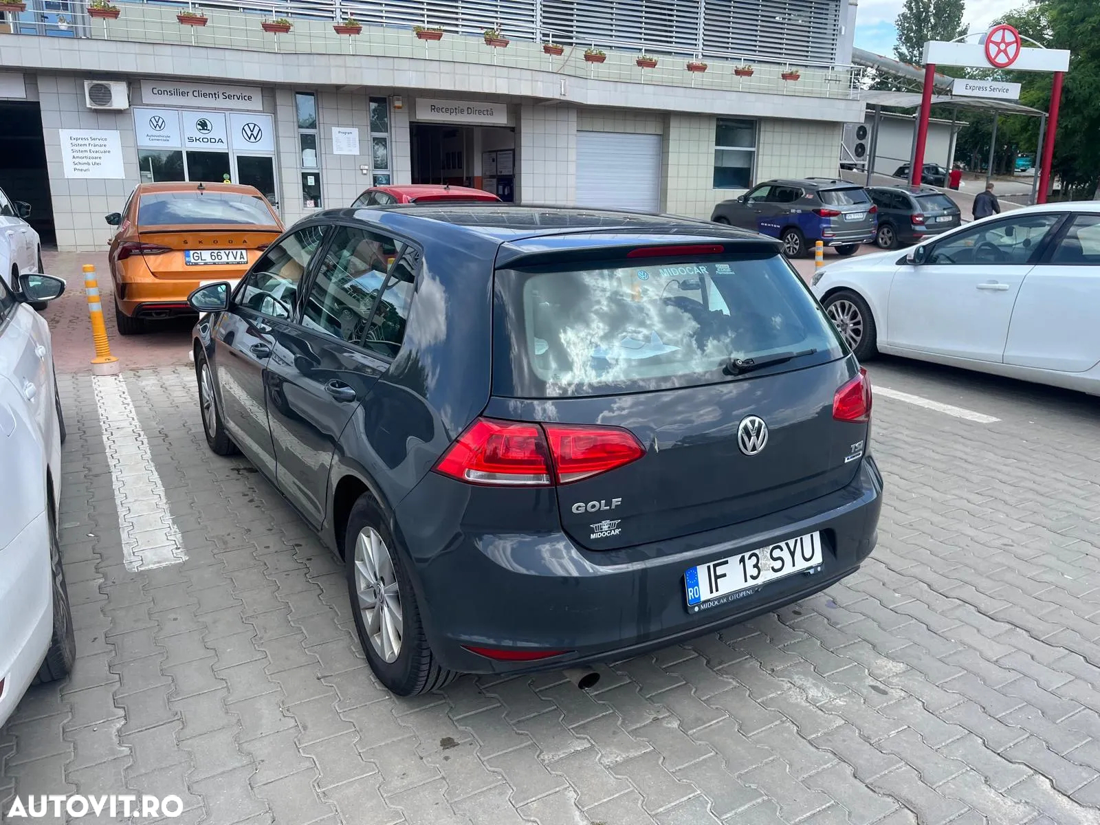 Volkswagen Golf - 14