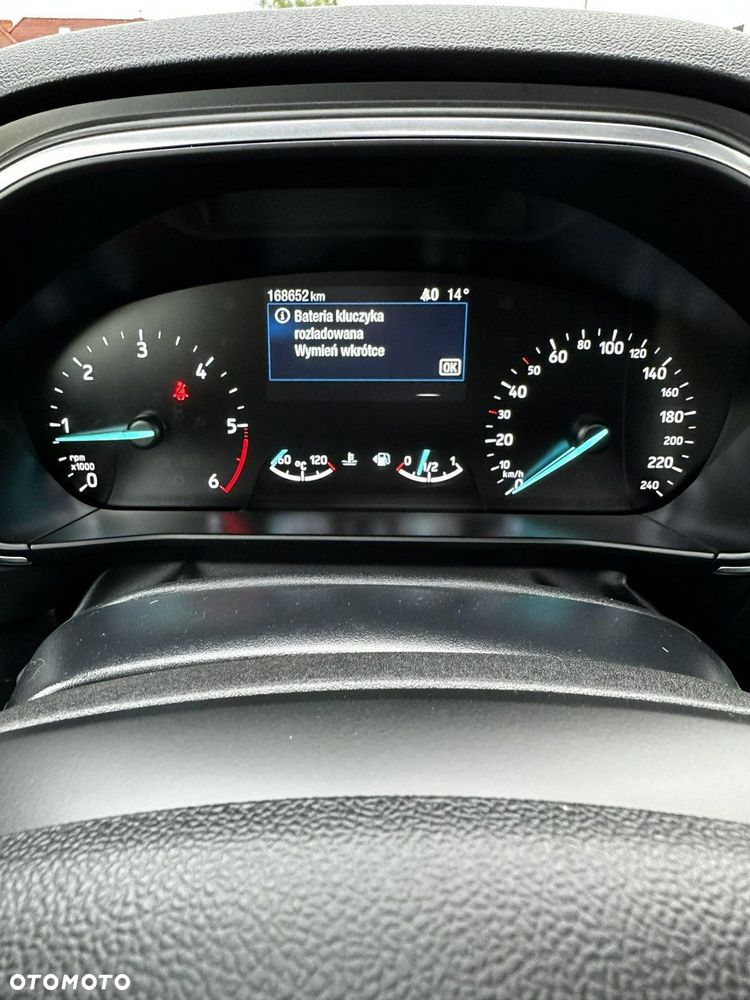Ford Focus - 8