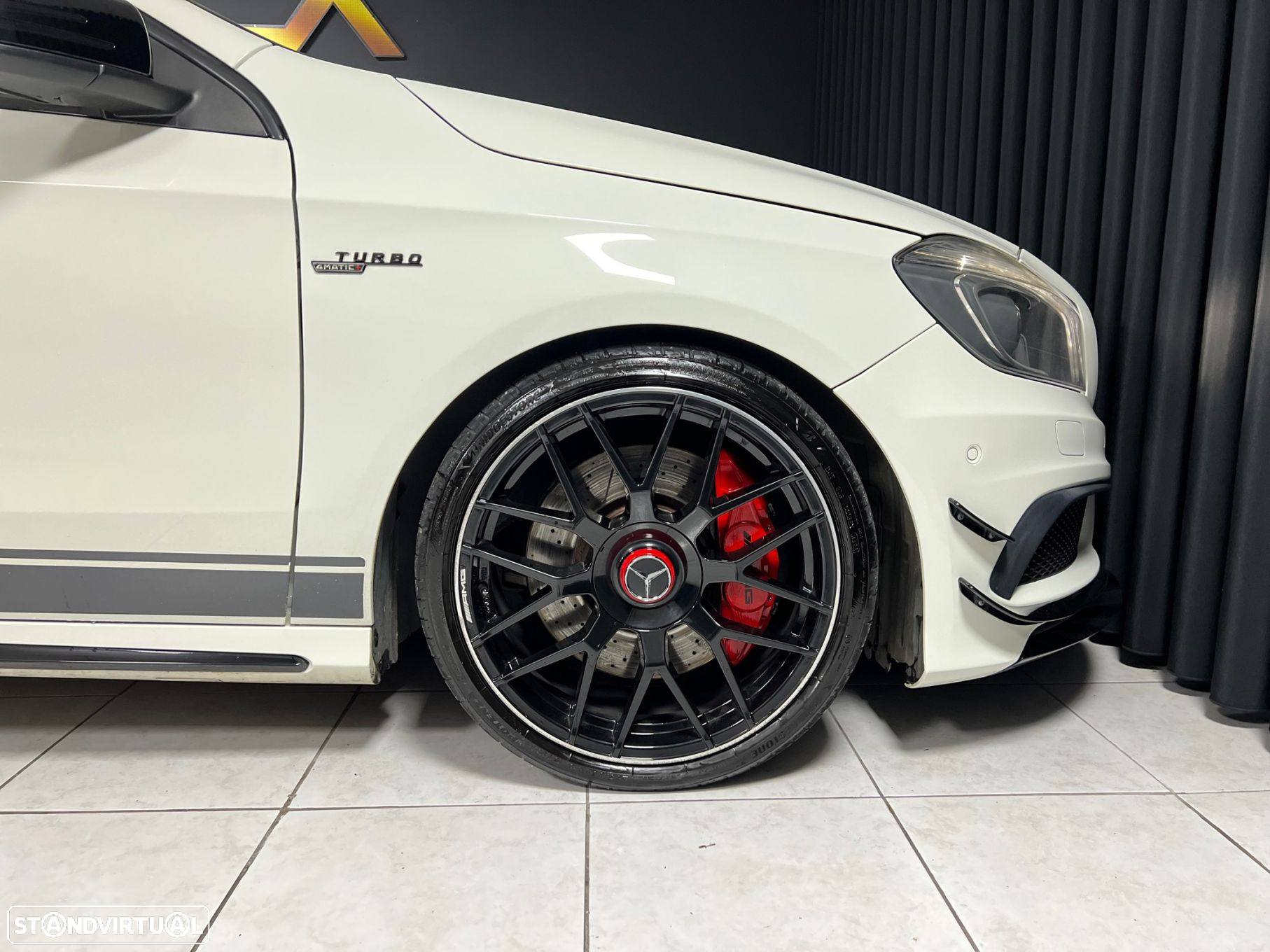 Mercedes-Benz A 45 AMG - 9