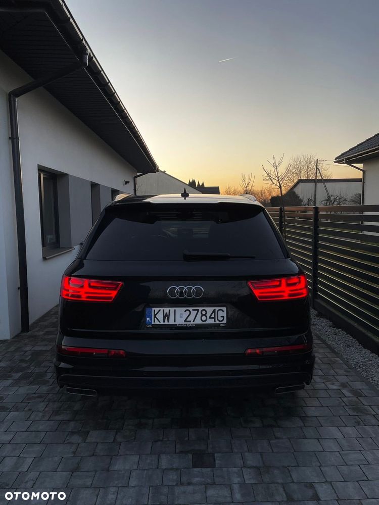 Audi Q7 - 8